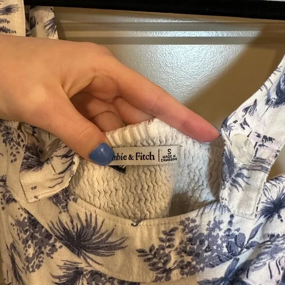 Abercrombie & Fitch Linen Crop Top Blue Tropical - Picture 4 of 4